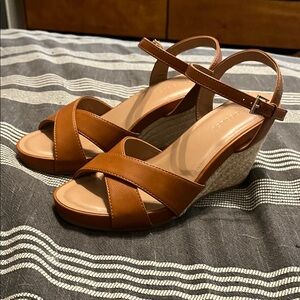 AEROSOLES “Pastel” Brown Wedge Sandals